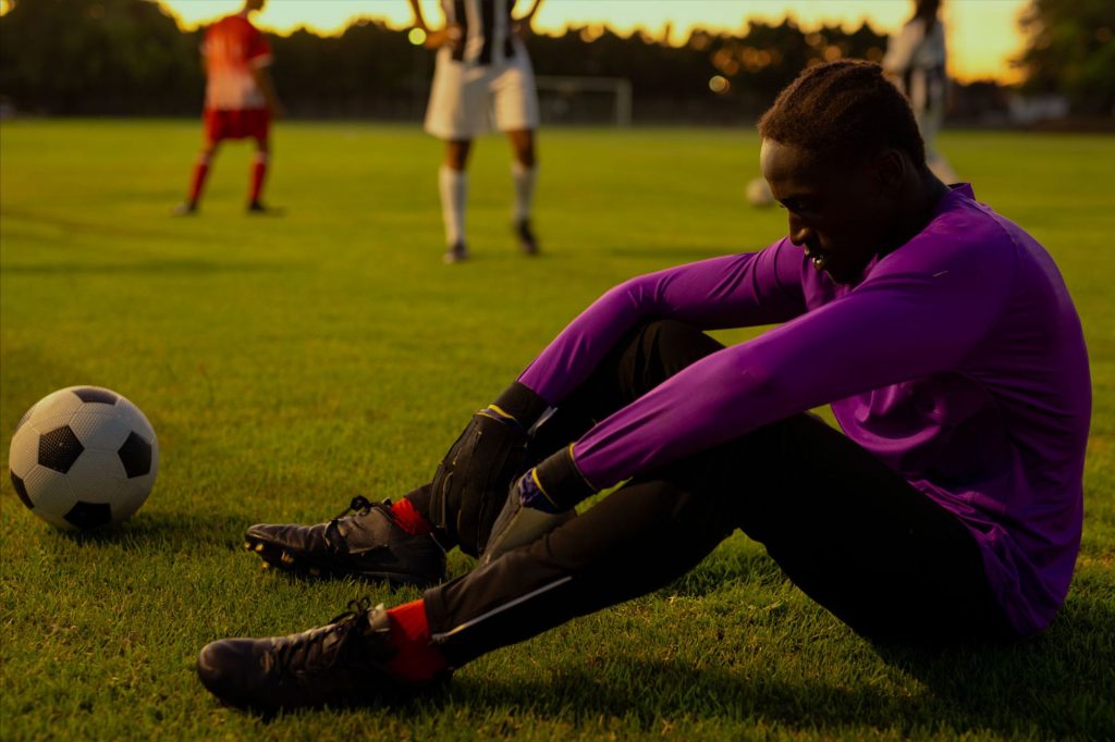 Découvrez les meilleures techniques de récupération pour les gardiens de but après les entraînements intensifs et ...